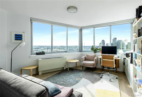 $7,320 | 47-05 Center Boulevard | Long Island City