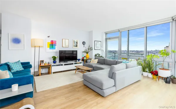 $7,320 | 47-05 Center Boulevard | Long Island City