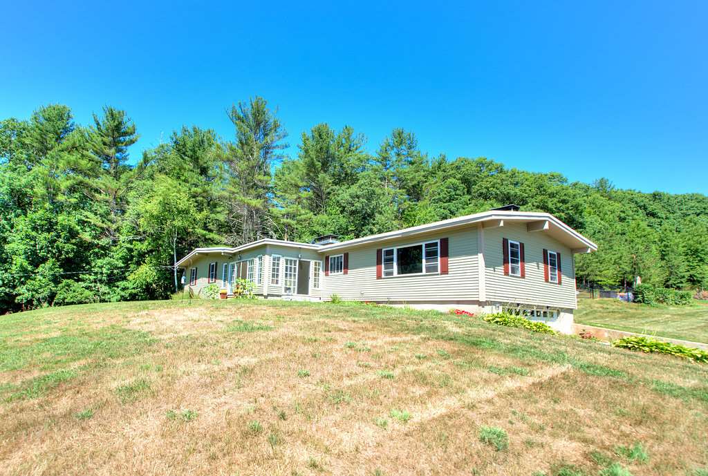 81 New Boston Road Bedford, NH 03110 - Photo 1 of 40