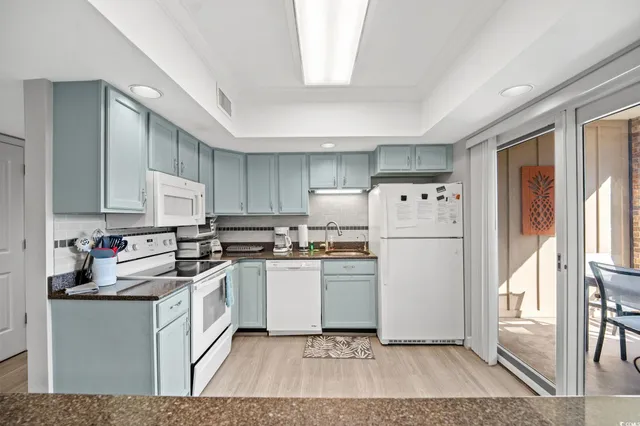 $450,000 | 320 Myrtle Avenue, Pawleys Island, SC 29585