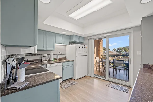 $450,000 | 320 Myrtle Avenue, Pawleys Island, SC 29585