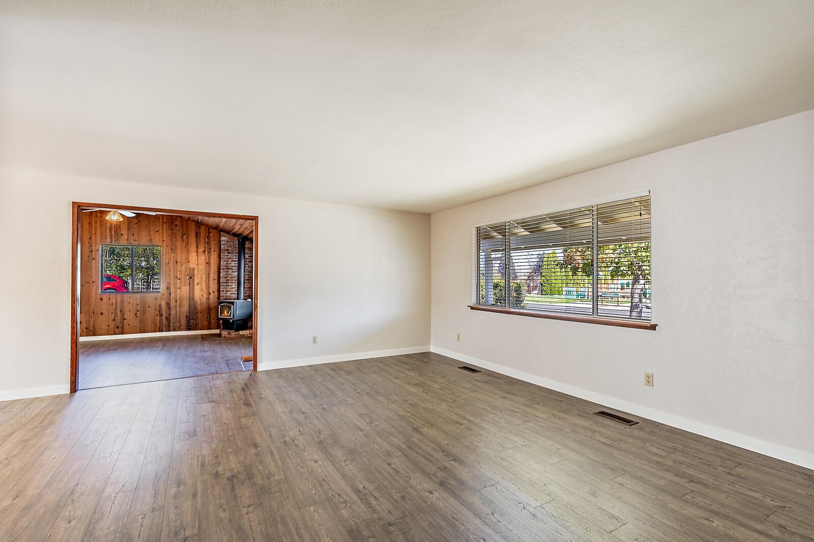 478 David Way Talent, OR 97540 - Photo 22 of 44 23_DW_23_mls