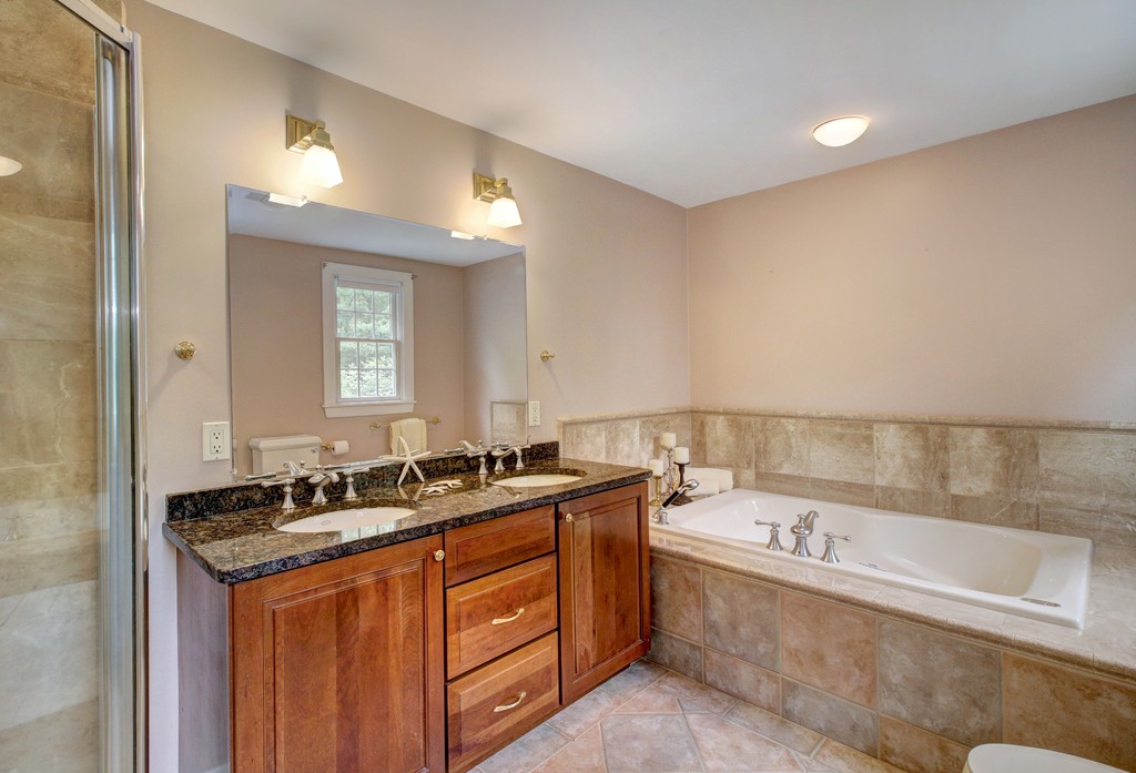 39 Kingswood Road Westwood, MA 02090 - Photo 20 of 30 Gallery Image 20