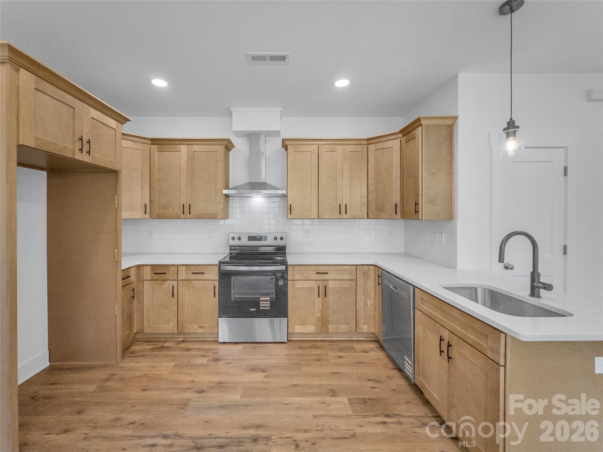 829 East Arch Street Lancaster, SC 29720 - Photo 10 of 21