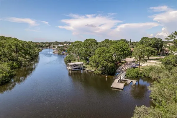 $729,000 | 14 Baywood Drive, Palm Harbor, FL 34683
