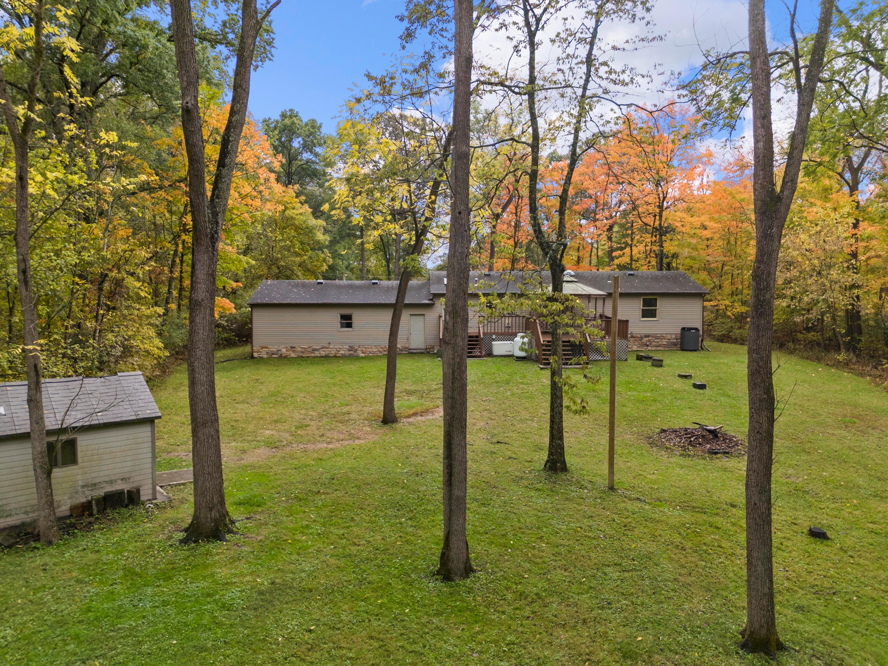 8106 Clouse Road New Albany, OH 43054 - Photo 5 of 47 Backyard