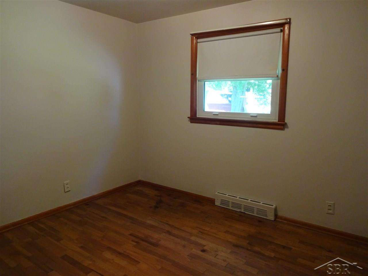 22174 Gratiot Road Merrill, MI 48637 - Photo 12 of 15 31350467-11.JPG