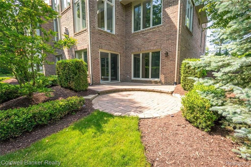 5329 Keswick Court Rochester, MI 48306 - Photo 63 of 64
