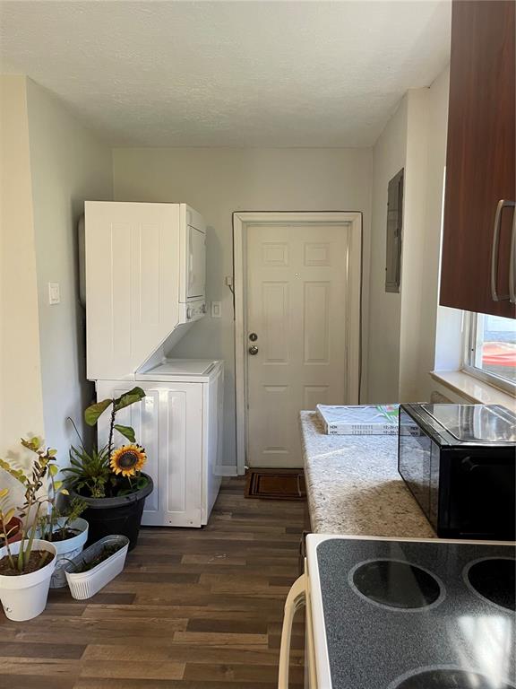 15020 Northwest 41st Terrace Reddick, FL 32686 - Photo 10 of 12