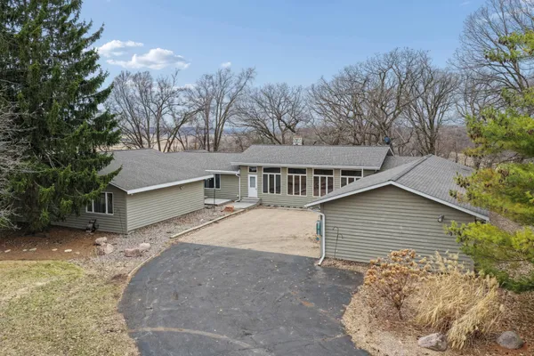 $850,000 | N7453 County Rd QQ, River Falls, WI 54022