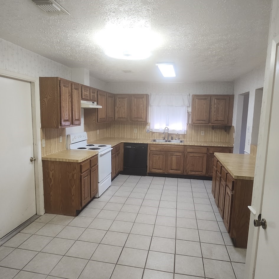 6443 Allerton Street Houston, TX 77084 - Photo 3 of 18