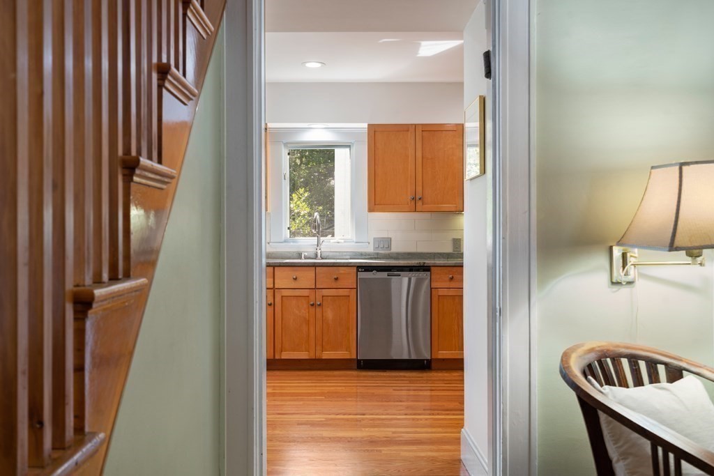 10 Bonad Road Arlington, MA 02476 - Photo 7 of 29