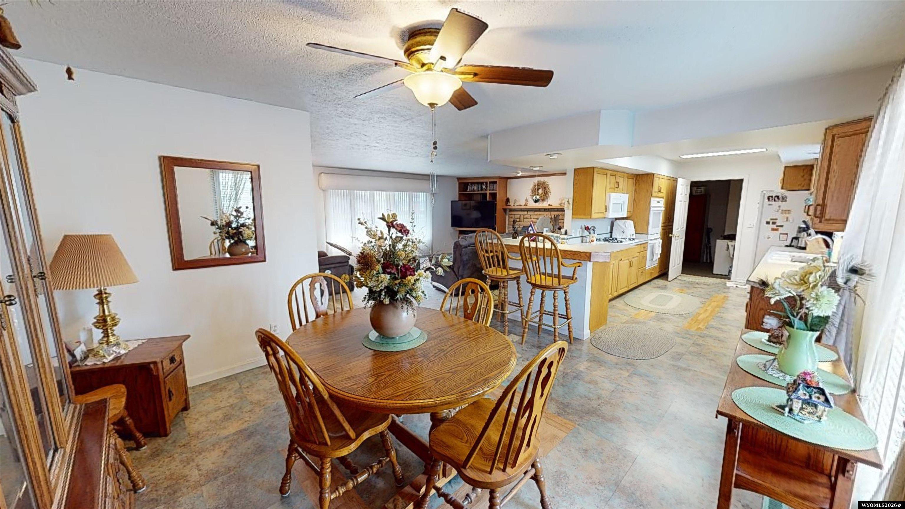 340 Shoshone Street Lander, WY 82520 - Photo 12 of 38
