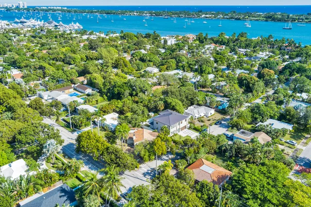 $3,950,000 | 383 31st Court, West Palm Beach, FL 33407