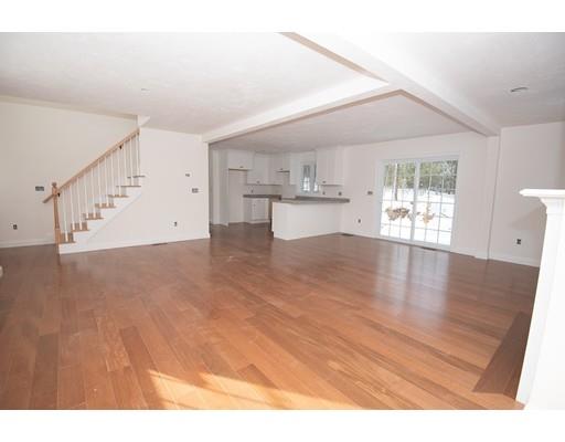 73 Harvard Road Shirley, MA 01464 - Photo 4 of 22 Gallery Image 4