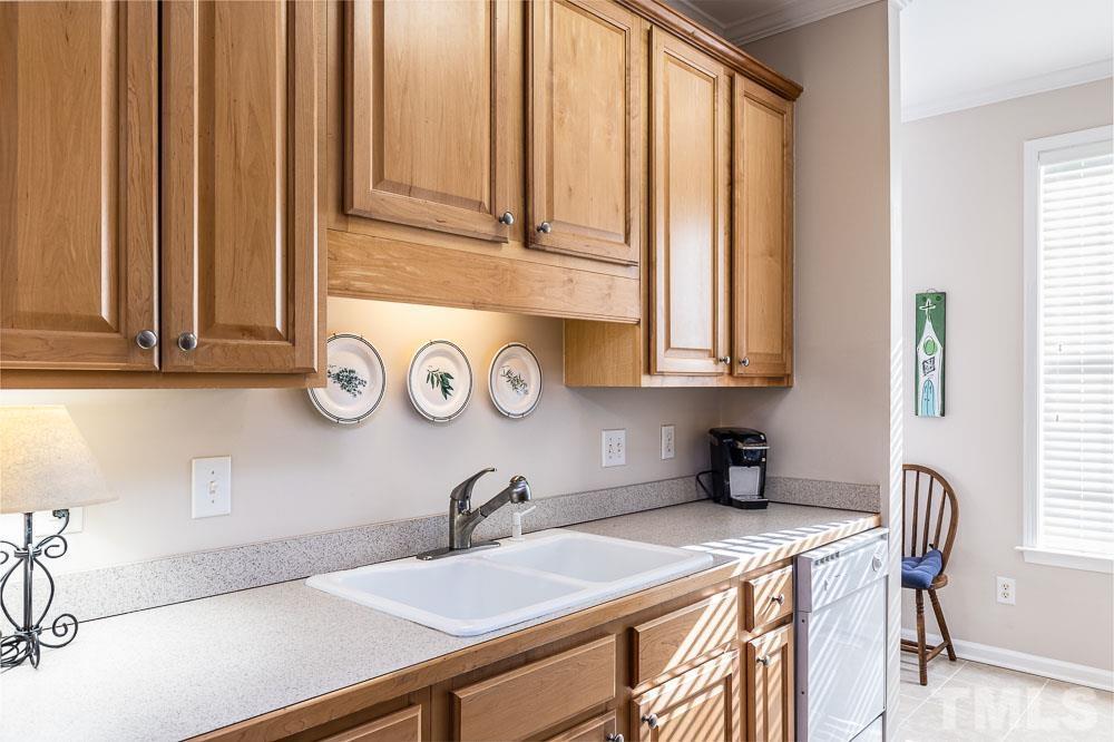 66 Scottish Lane Durham, NC 27707 - Photo 4 of 24