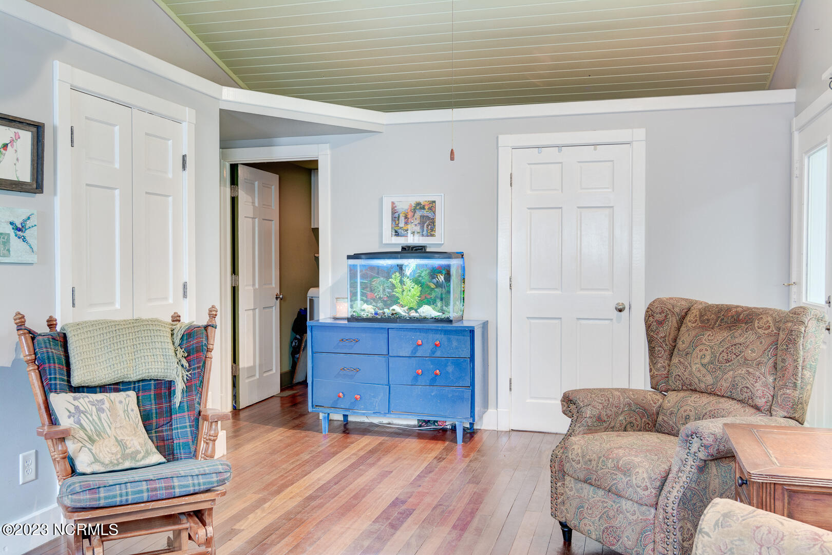 217 Gibbs Road New Bern, NC 28560 - Photo 33 of 73 Pretty Hardwood Floors and BeadBoard Ceiling