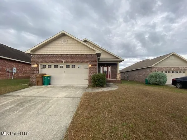 $1,800 | 17017 Washingtonia Lane, D'Iberville, MS 39540