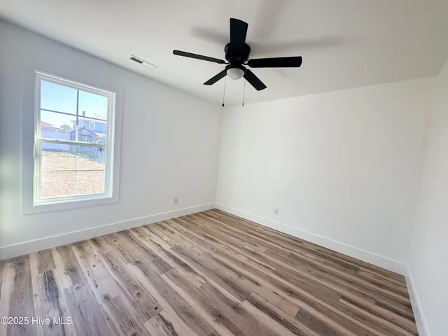 $255,000 | 205 Jenkins Avenue, Maysville, NC 28555