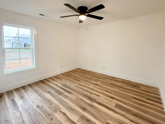 $247,500 | 205 Jenkins Avenue, Maysville, NC 28555