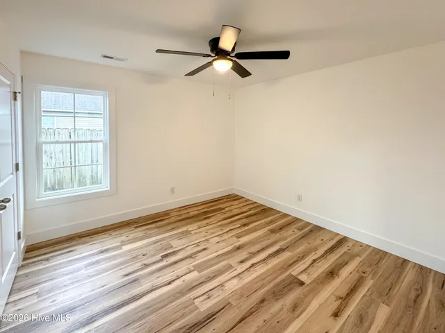 $247,500 | 205 Jenkins Avenue, Maysville, NC 28555