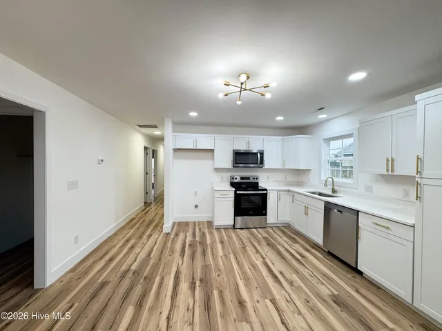 $247,500 | 205 Jenkins Avenue, Maysville, NC 28555