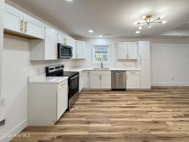 $247,500 | 205 Jenkins Avenue, Maysville, NC 28555