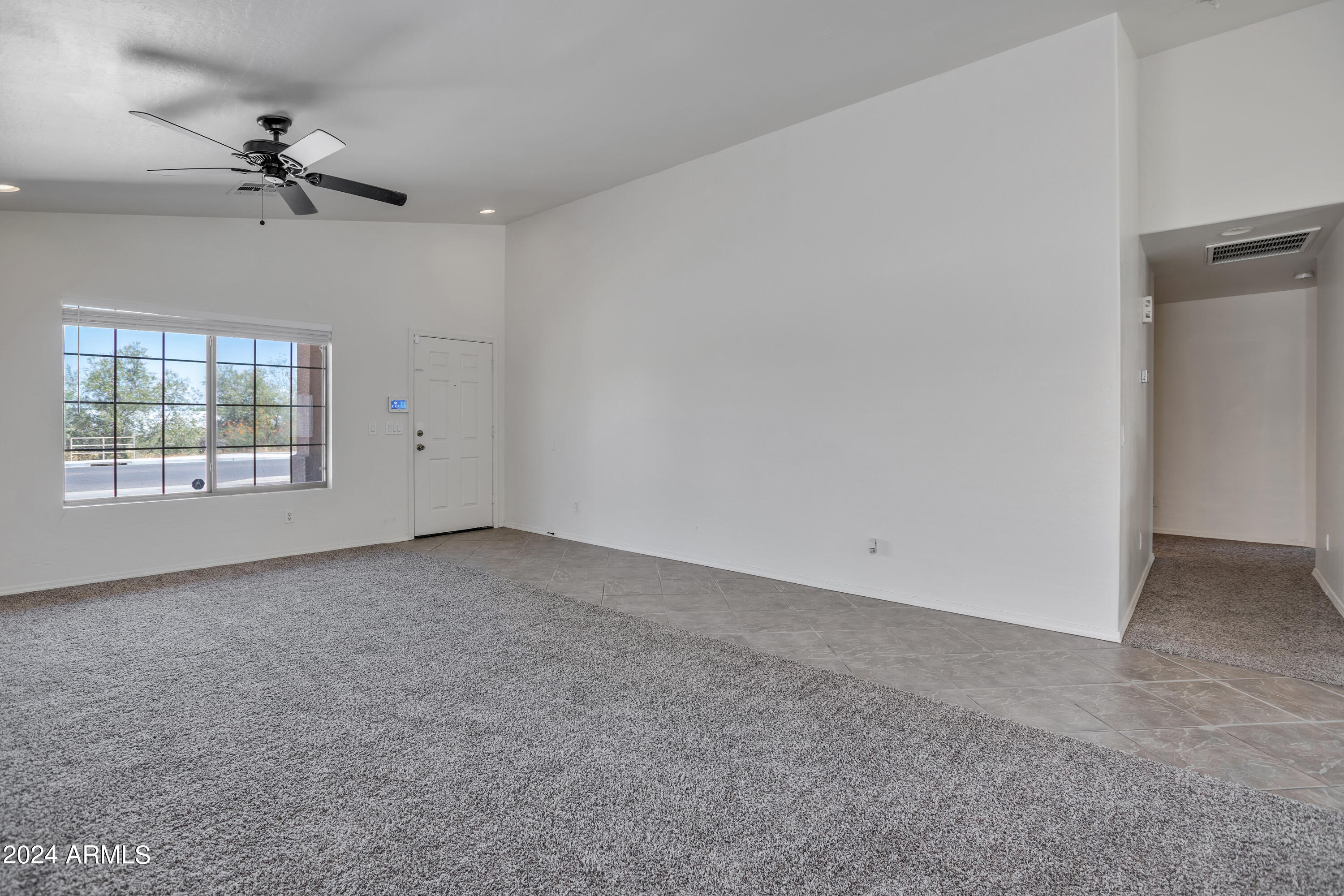1209 West Vineyard Road Phoenix, AZ 85041 - Photo 6 of 31 Vineyard - 1102