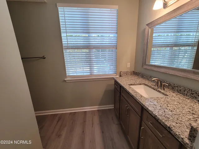 $1,325 | 4220 Wilshire Boulevard, Unit 106, Wilmington, NC 28403