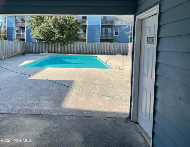 $1,325 | 4220 Wilshire Boulevard, Unit 106, Wilmington, NC 28403