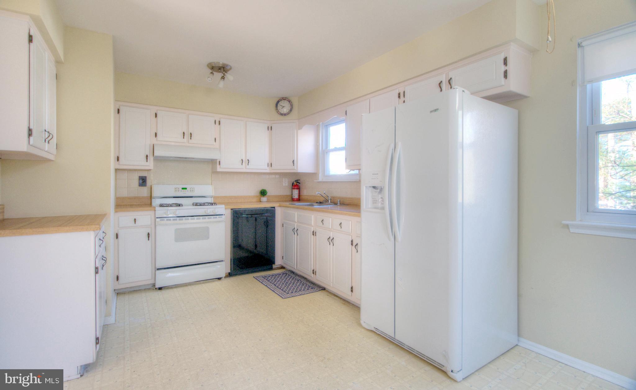 1911 Egg Harbor Road Lindenwold, NJ 08021 - Photo 40 of 58