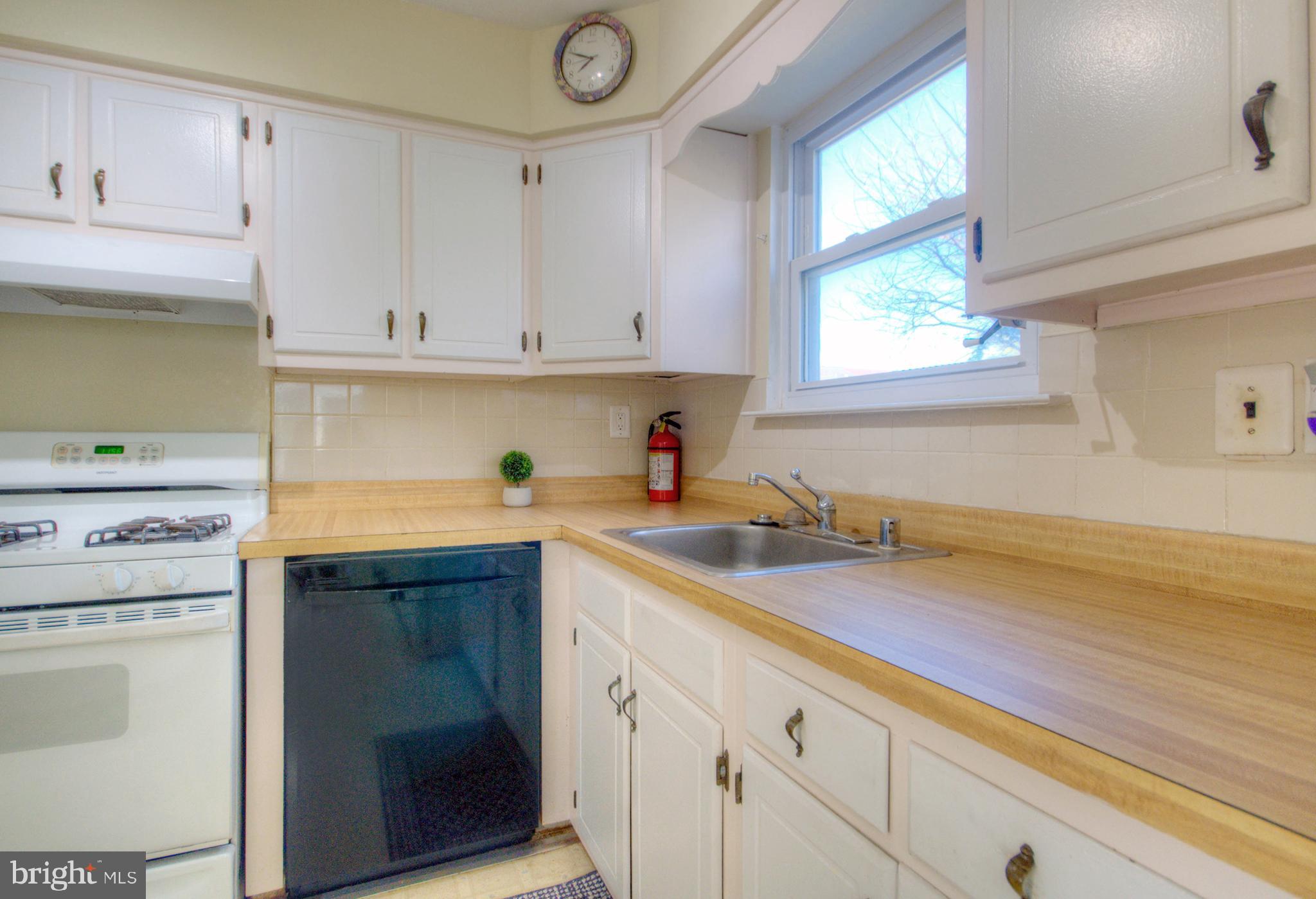 1911 Egg Harbor Road Lindenwold, NJ 08021 - Photo 43 of 58