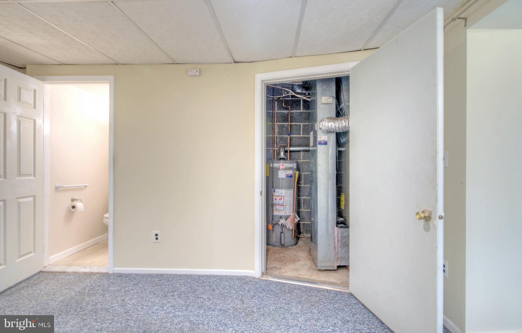 1911 Egg Harbor Road Lindenwold, NJ 08021 - Photo 46 of 58