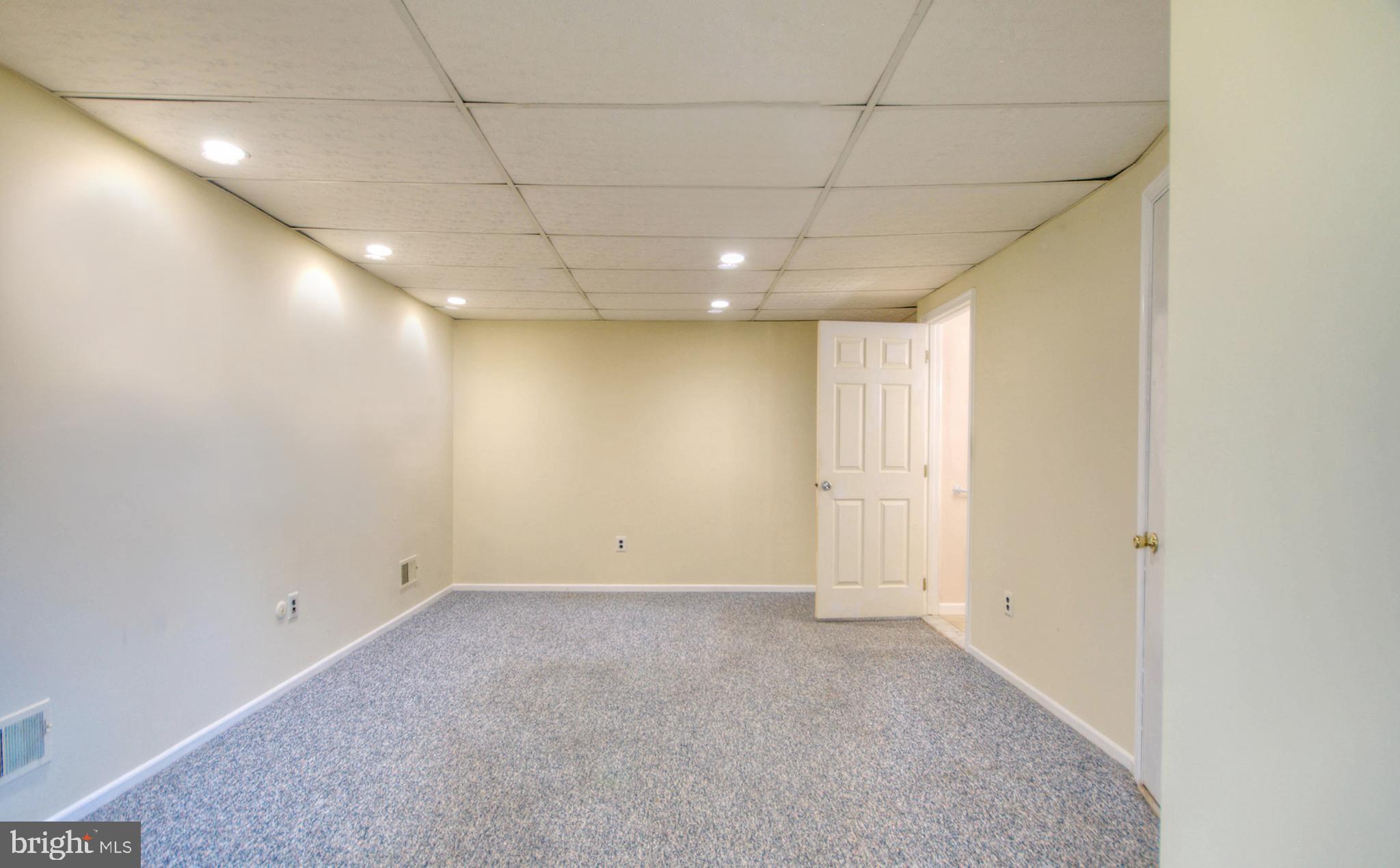 1911 Egg Harbor Road Lindenwold, NJ 08021 - Photo 54 of 58