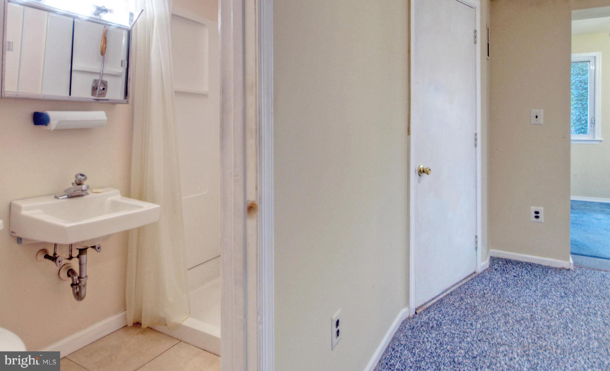 1911 Egg Harbor Road Lindenwold, NJ 08021 - Photo 55 of 58