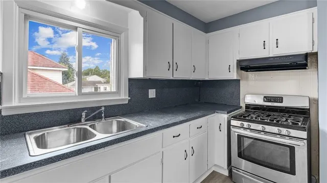 $2,050 | 168 Devonshire Street, Unit 1, Providence, RI 02908