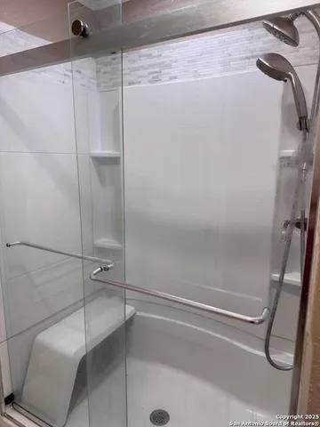 $330,000 | 1402 North Tyler, Christine, TX 78012