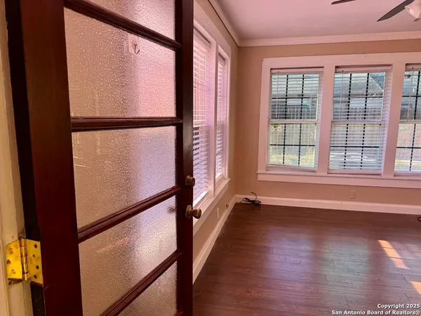 $330,000 | 1402 North Tyler, Christine, TX 78012
