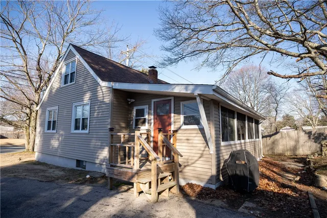 $360,000 | 166 Hopkins Hill Road, Coventry, RI 02816
