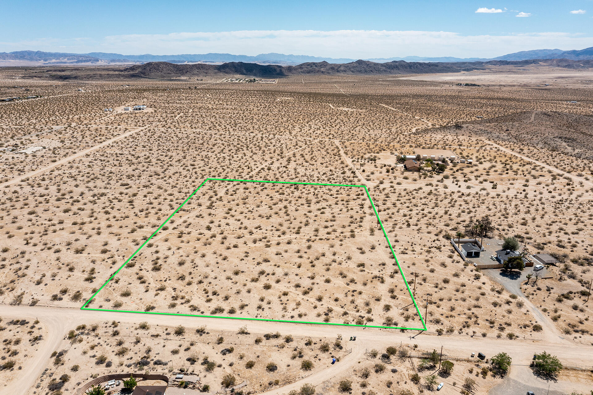 139 Rice Avenue Joshua Tree, CA 92252 - Photo 4 of 18 DJI_0173