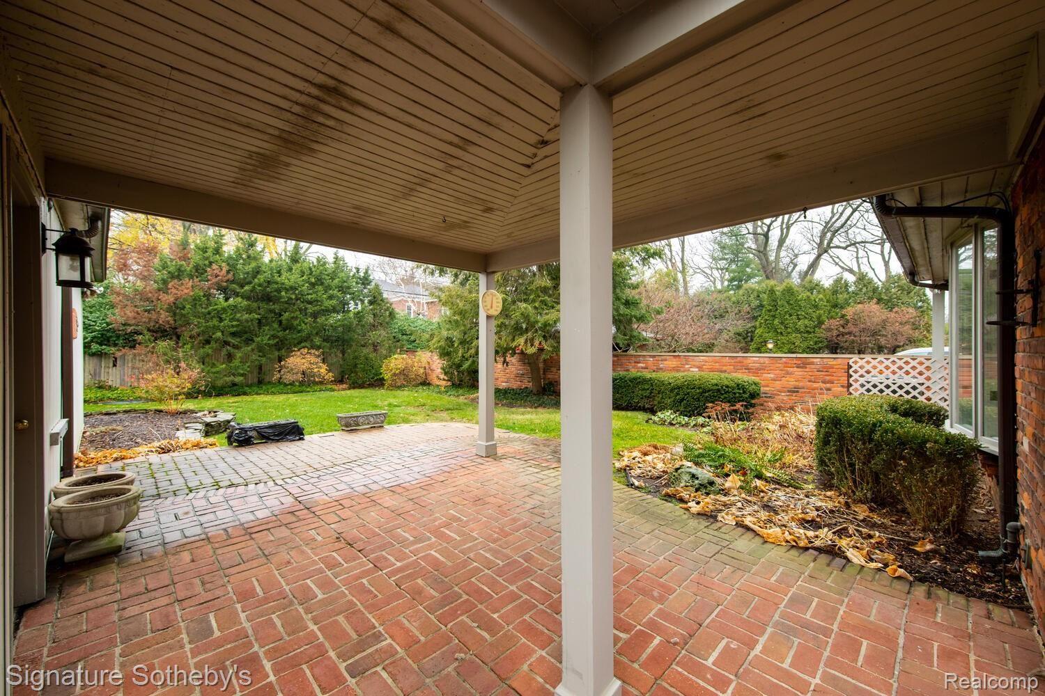 491 Lincoln Road Grosse Pointe, MI 48230 - Photo 40 of 45 491 Lincoln Rd Grosse Pointe-large-042-039-untitled 42 of 45-1500x1000-72dpi.jpg
