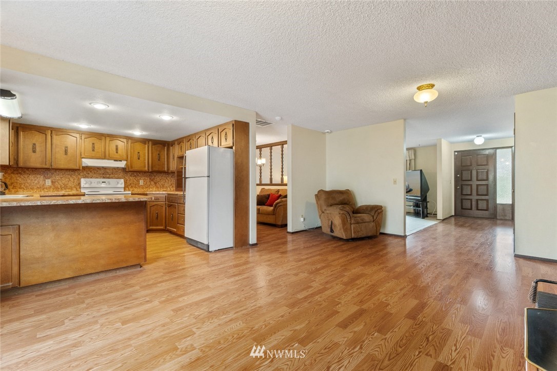 1212 Johnson Road Centralia, WA 98531 - Photo 4 of 21 Gallery Image 4