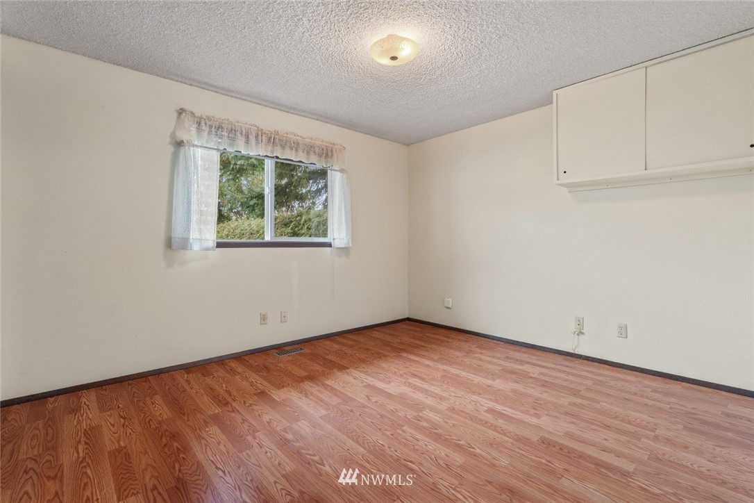 1212 Johnson Road Centralia, WA 98531 - Photo 8 of 21 Gallery Image 8
