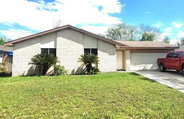 $223,000 | 11622 Old Telegraph Road, Houston, TX 77067