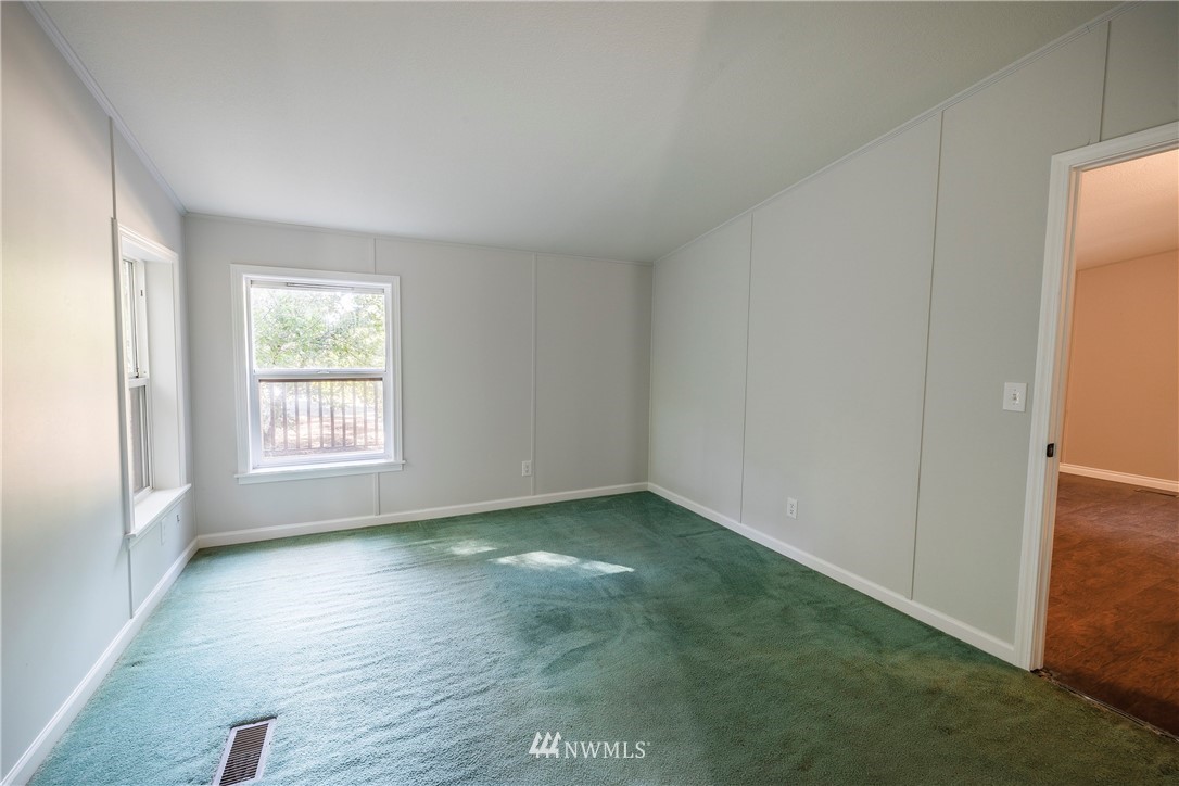 441 Northeast Larson Lake Road Belfair, WA 98528 - Photo 12 of 33 Gallery Image 12
