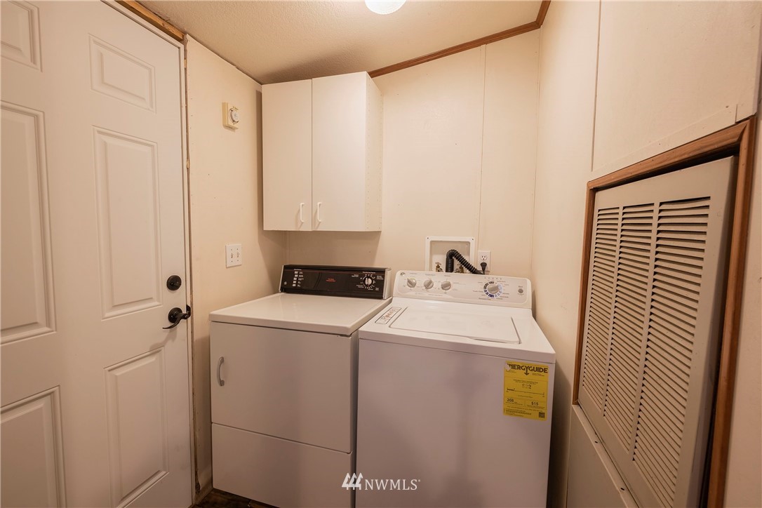 441 Northeast Larson Lake Road Belfair, WA 98528 - Photo 21 of 33 Gallery Image 21
