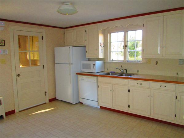 51 Newell Road Holden, MA 01520 - Photo 19 of 27