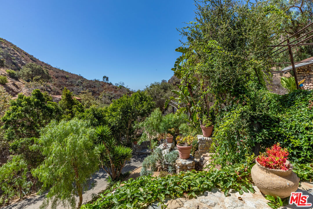 2961 Gorge Road Malibu, CA 90265 - Photo 57 of 58 Gallery Image 57