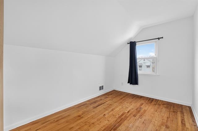 16 Crossgate Road, Unit 2 Jersey City, NJ 07305 - Photo 4 of 10