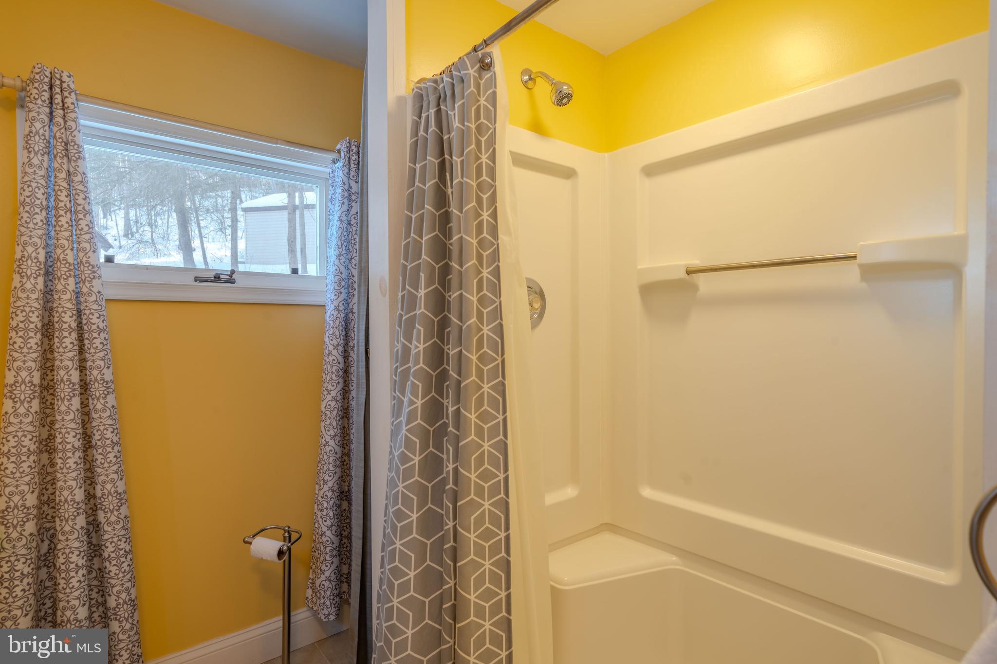 940 Deibler Gap Road Dalmatia, PA 17017 - Photo 17 of 32